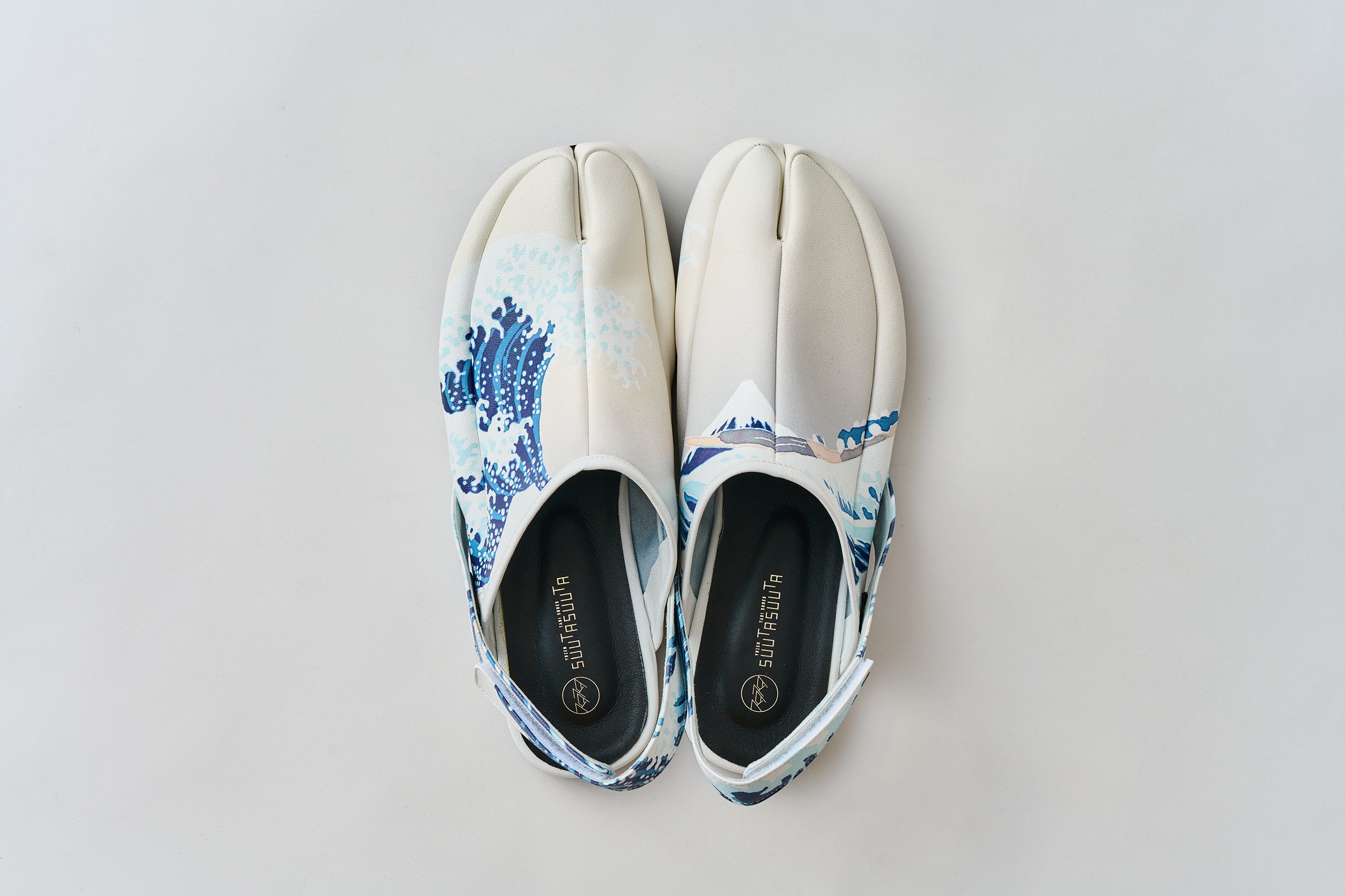 足袋シューズ<Tabi Shoes> 北斎～波～