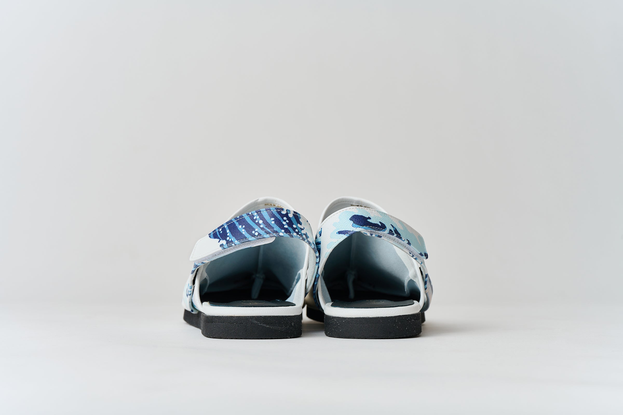 足袋シューズ<Tabi Shoes> 北斎～波～